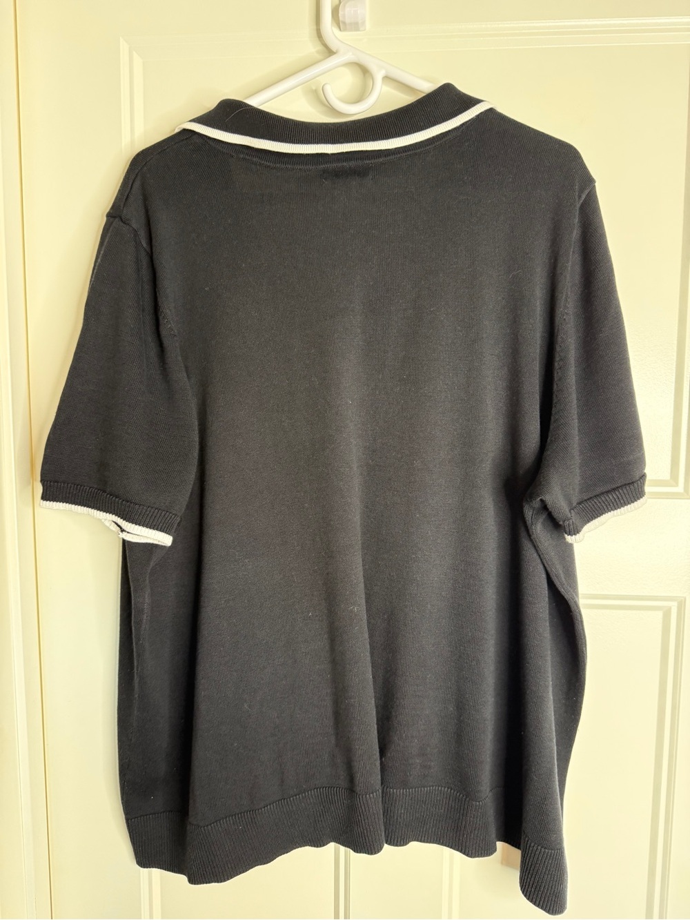 Women’s Halogen Black Knit Polo with White Trim, 3X - Picture 6 of 12